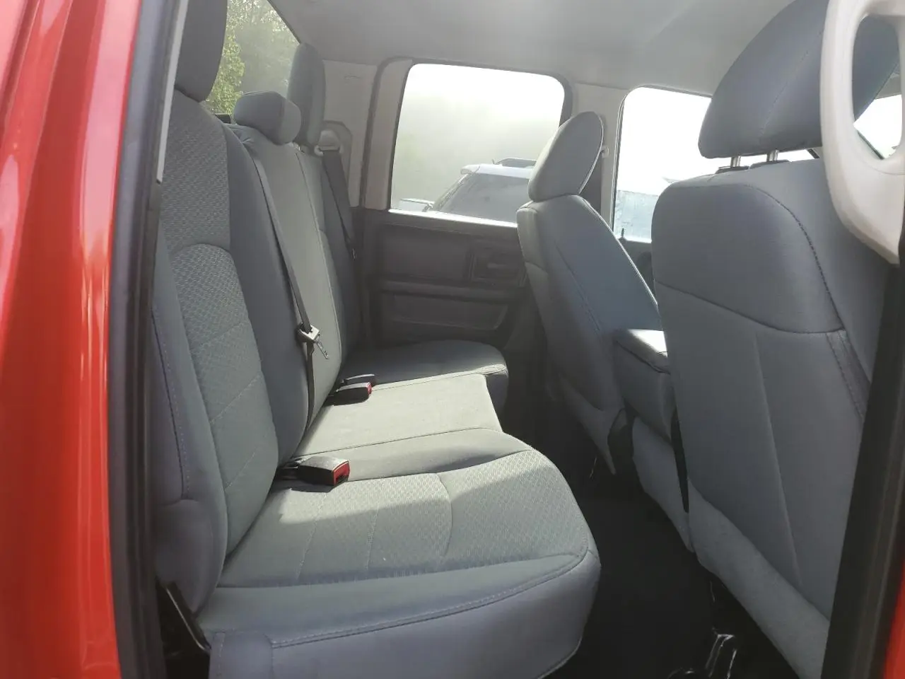 1C6RR7FT2GS204215 RAM 1500 2016 RED Photo 2