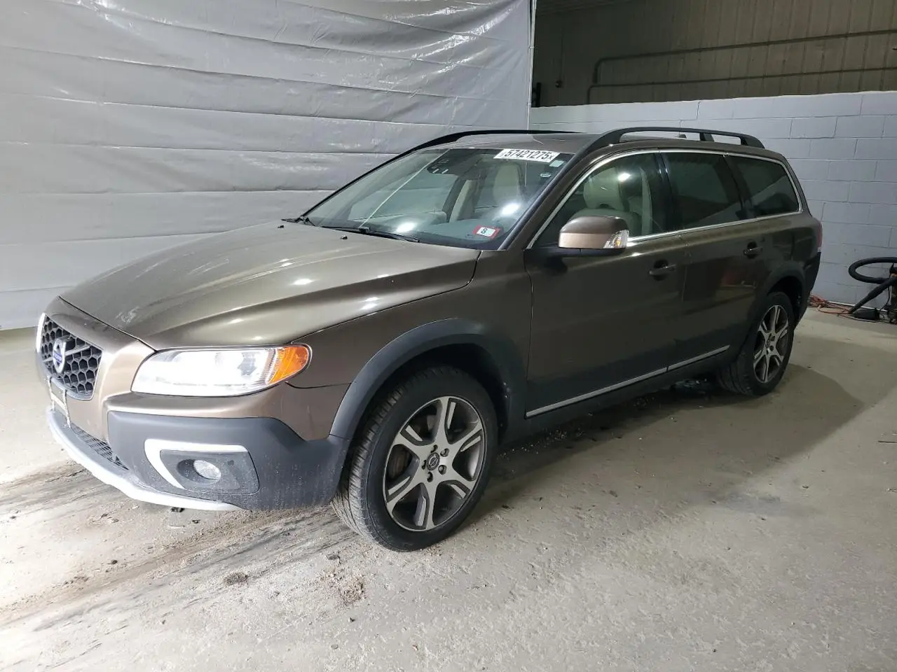 2015 VOLVO XC70